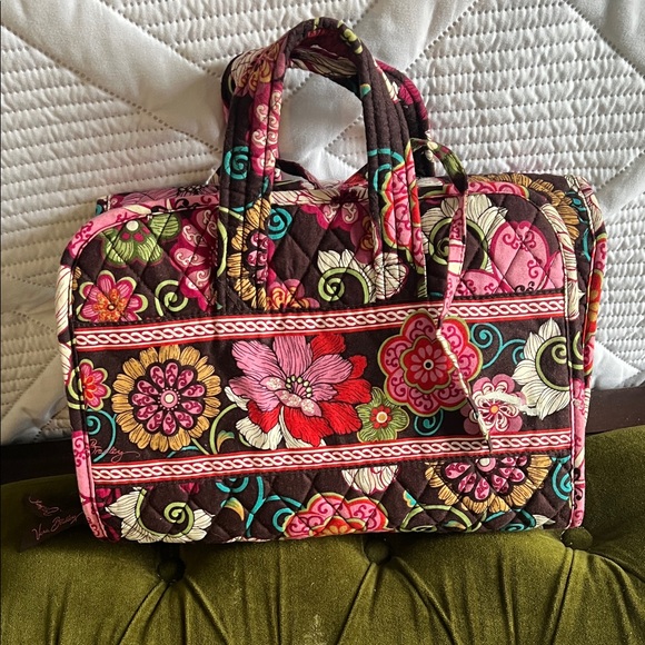 Vera Bradley makeup and accessories hanging case - Picture 3 of 7